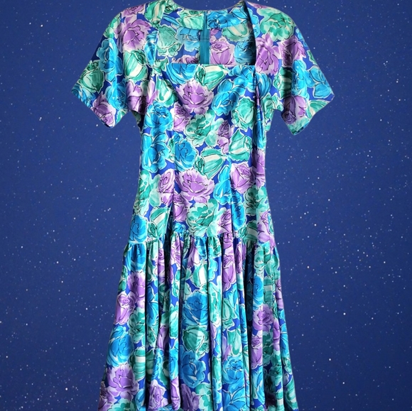 💝Gorgeous Vintage Floral Dress - Picture 10 of 10